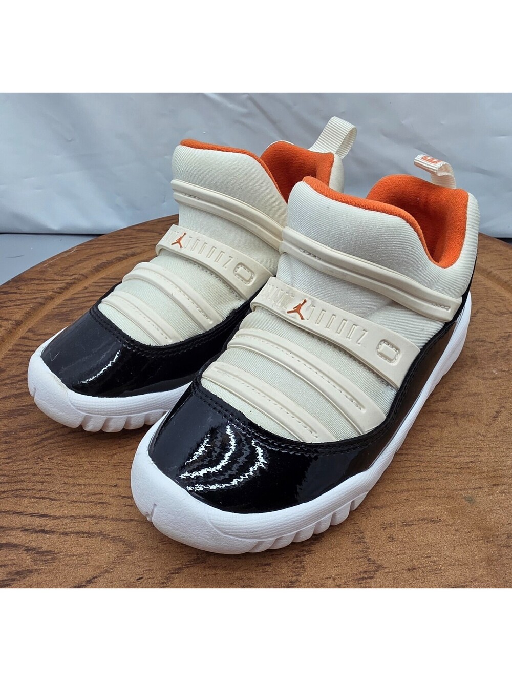 Jordan 11 Baby Slip On Sneakers Black White Orange Low Top Size 9C BQ7102-108 - Picture 7 of 13